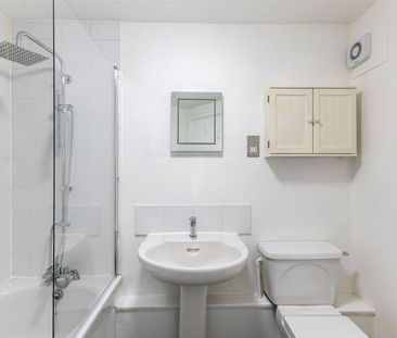 Homer Drive, Isle Of Dogs, London, E14 flat to rent - Photo 2