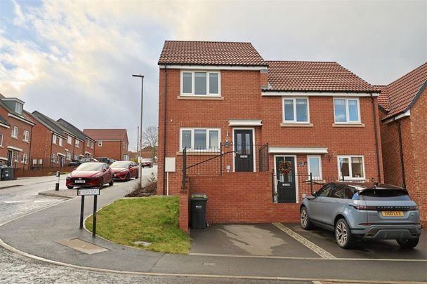 2 bedroom Semi-detached house to rent in Thorn Road, Blaydon-On-Tyne, Tyne and Wear NE21 - Photo 1