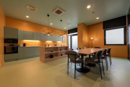 1 bedroom in a flat share to rent - Photo 4