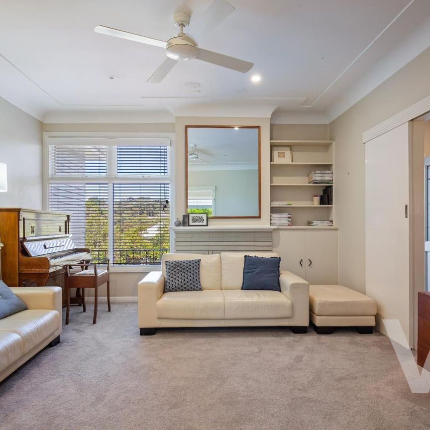 20 Springfield Avenue, Kotara - Photo 1