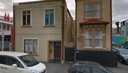 Charming Victorian Villa in the Heart of Te Aro - Photo 5