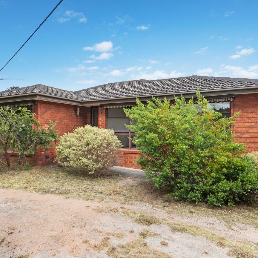 2 Bedroom Unit in Great Location - Photo 1