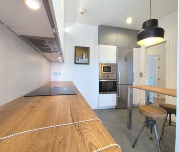 Sevilla, Andalusia 41018 - Photo 5