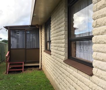 Tidy Two Bedroom in Kamo - Photo 6