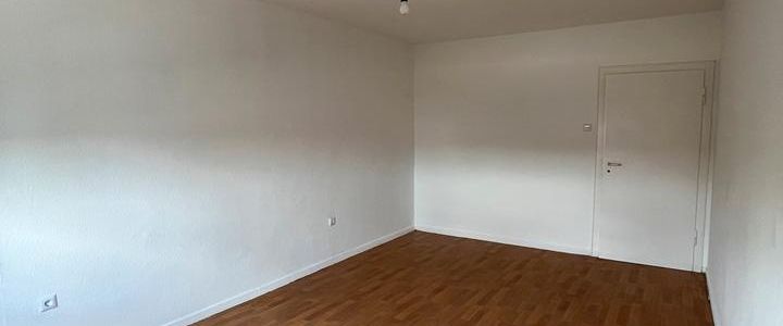 2-Zimmer-Wohnung Duisburg - Ideal für Frauen aus dem Rotlicht - Photo 1