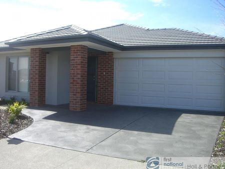 11 Kaimas Way, Dandenong - Photo 2