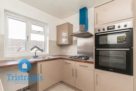 2 bed Flat for Rent - Photo 4