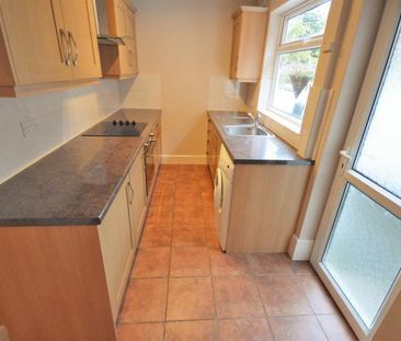 2 bedroom House To Let - Photo 5