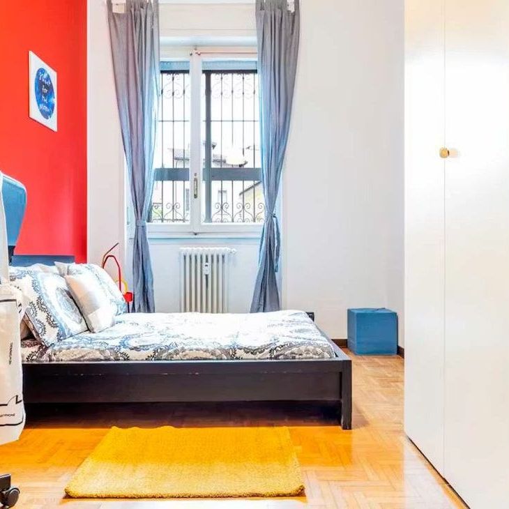 Via Andrea Solari, Milan, Lombardy 20144 - Photo 1