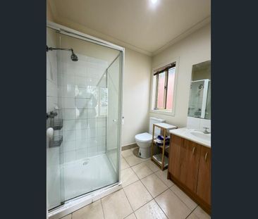 $590 PER WEEK! Great Location! - Photo 6