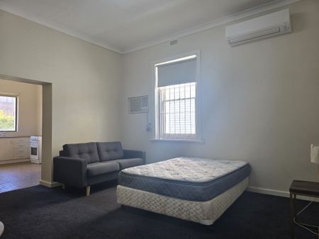 One Bedroom - CBD Location - Photo 2