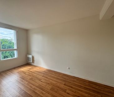 Location Appartement 2 pièces 40m² ORLEANS 45000 - Photo 6