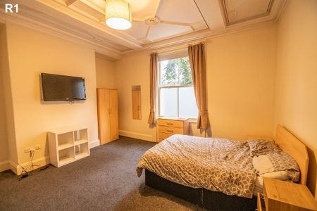 Room 1, 32 Lord Mayor's Walk - Photo 4