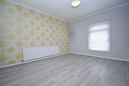 High Street, Normanton, WF6 - Photo 3