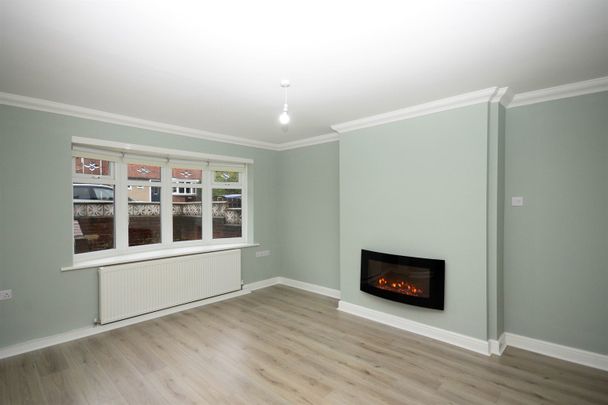 2 bed semi-detached house to rent in Gosforth Terrace, Pelaw, NE10 - Photo 1