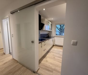 Moderne 3,5-Zimmer-Wohnung in zentraler Lage mit EBK! - Photo 6