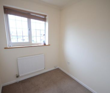 3 bedroom detached house to rent - Photo 5