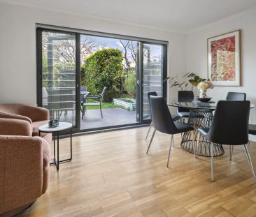 Tranquil Living In Harbourside Pocket One Street Back From The Water - Photo 5