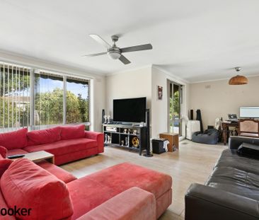 Light and Bright Three-Bedroom Home - Photo 1