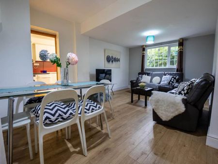 6 bedroom house to rent - Photo 2