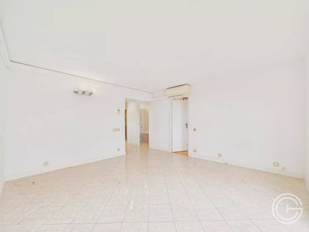 APPARTEMENT 3 PIECES - 29 CORNICHE FRERE MARC - PROCHE VOIE ROMAINE - Photo 2