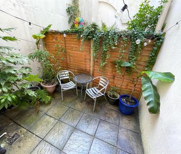 1 bedroom flat to rent - Photo 6