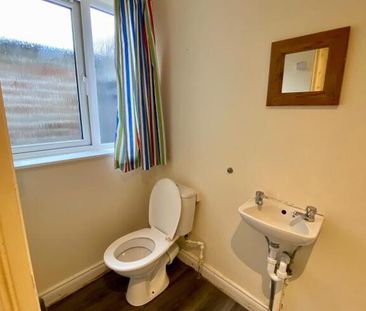 Donegall Road, En-Suite Room 4, ROOM 2. All Utility Bills Included,... - Photo 6