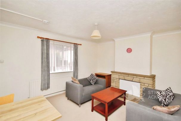 Canterbury Road, Guildford, GU2 9TF - Photo 1