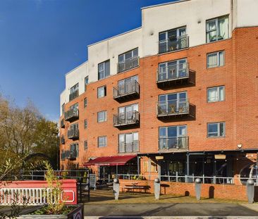 2 bedroom flat to rent - Photo 5