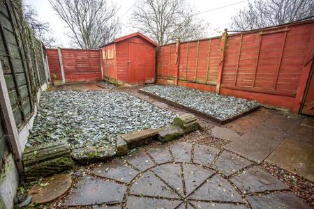 3 bedroom terraced house to rent - Photo 2