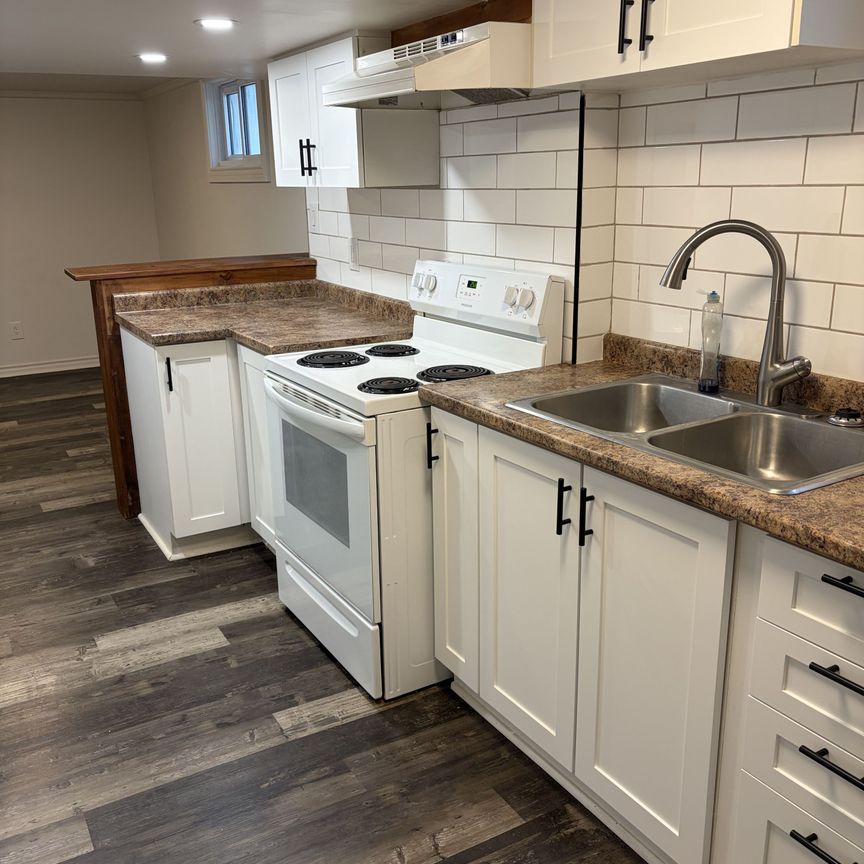 For Lease - 10 Oak Street Unit# Lower Unit, New Tecumseth, Ontario - Photo 1