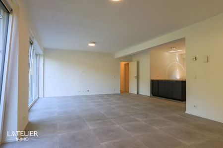 Appartement te huur - foto 2