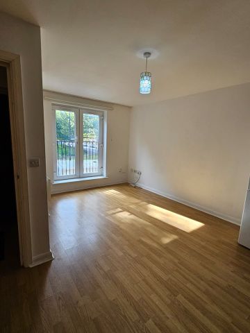 2 Bed Maisonette, Liston Road, N17 - Photo 4