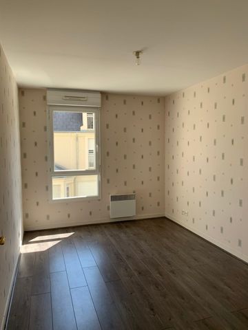 Location Appartement 3 pièces 67m² ORLEANS 45000 - Photo 2