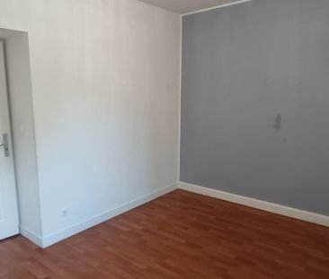 Location Appartement 3 pièces 78m² - Photo 2