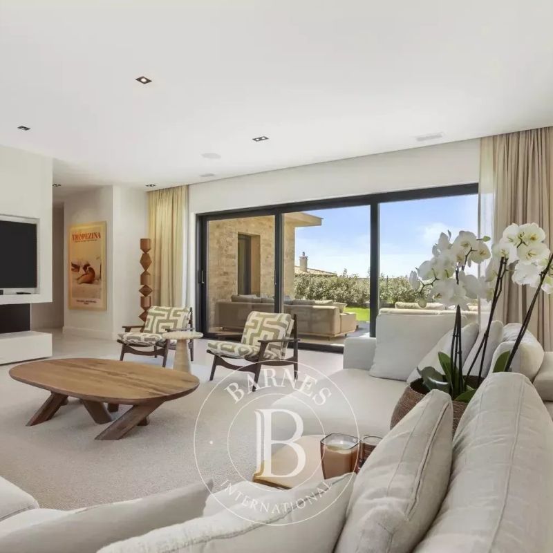 LOCATION SAISONNIÈRE - SAINTE-MAXIME - 5 CHAMBRES - Photo 1