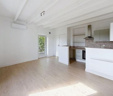Location Appartement 2 pièces 37m² LAROQUE TIMBAUT 47340 - Photo 5
