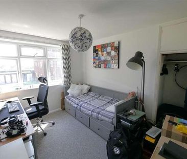 Rock Close,southwick, BN42 - Photo 4