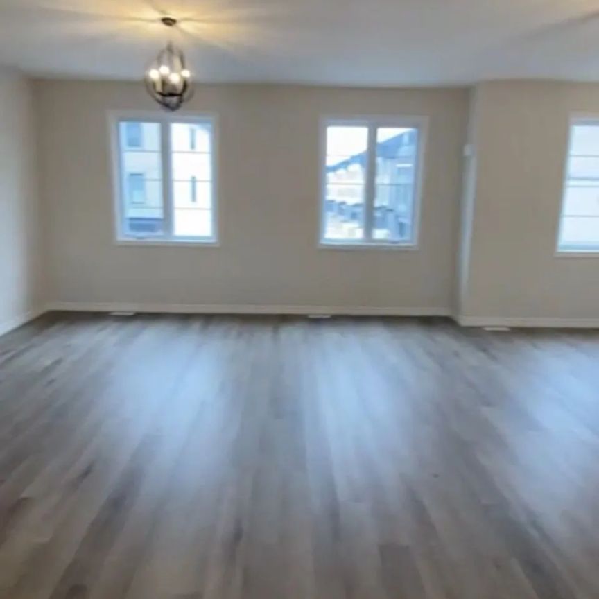 2553 Meadowlands Way #26 - Photo 1