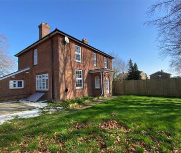 3 bedroom semi-detached house to rent - Photo 6