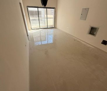 Excellent location close to all services - Photo 5