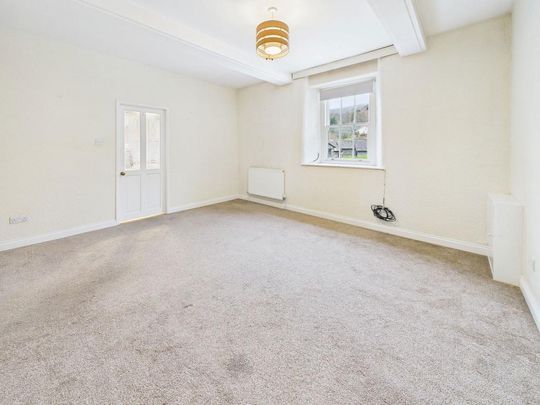 3 bedroom apartment to rent - Photo 1