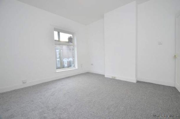 3 bedroom property to rent in Norwich - Photo 1