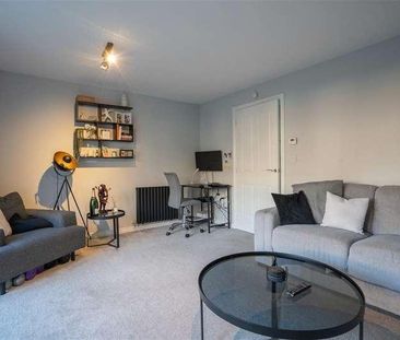 Griffin Lane, Solihull, B90 - Photo 4