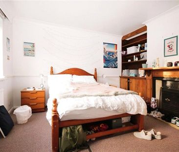 6 bedroom semi-detached house to rent - Photo 4