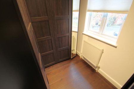3 bedroom semi-detached house to rent - Photo 3