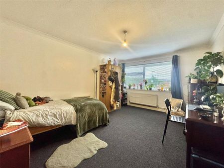 5 bedroom terraced house to rent - Photo 4