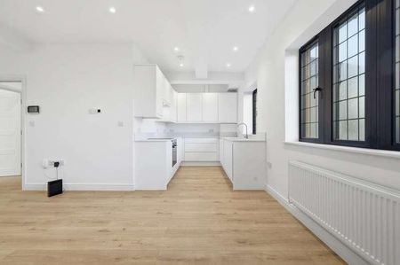 Nether Street, West Finchley London, N3 - Photo 3