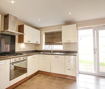 3 bedroom end of terrace house to rent - Photo 5