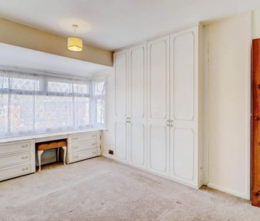 3 bedroom end of terrace house to rent - Photo 4